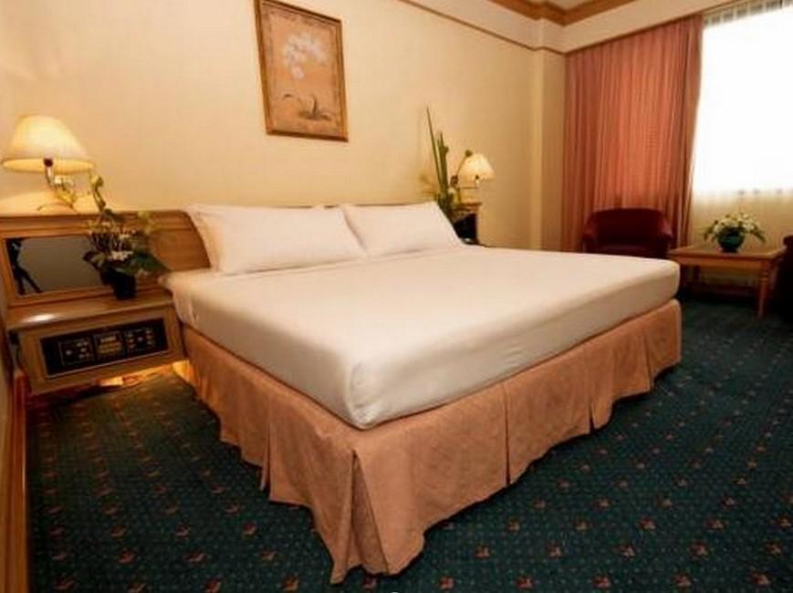 Miracle Transit Hotel Bang Phli Экстерьер фото